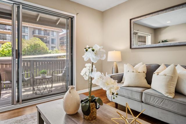 209 Boardwalk Avenue H, San Bruno, CA 94066