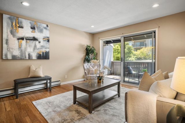 209 Boardwalk Avenue H, San Bruno, CA 94066
