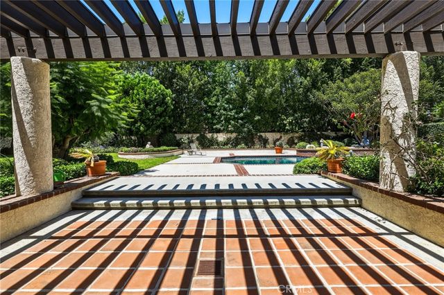 22231 Romar Street, Chatsworth, CA 91311