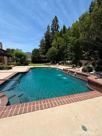 22231 Romar Street, Chatsworth, CA 91311