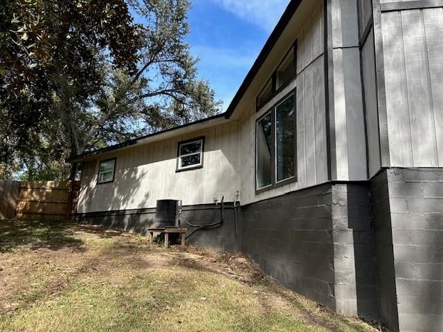 7671 Creekwood Drive, Mobile, AL 36695