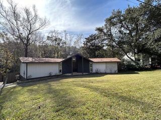 7671 Creekwood Drive, Mobile, AL 36695