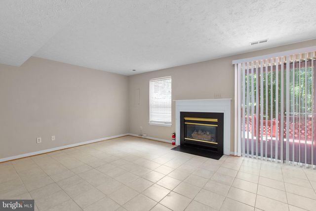 204 STERLING CT, Stafford, VA 22554