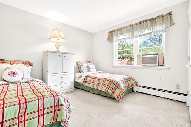 225 N Middletown Road J, Pearl River, NY 10965