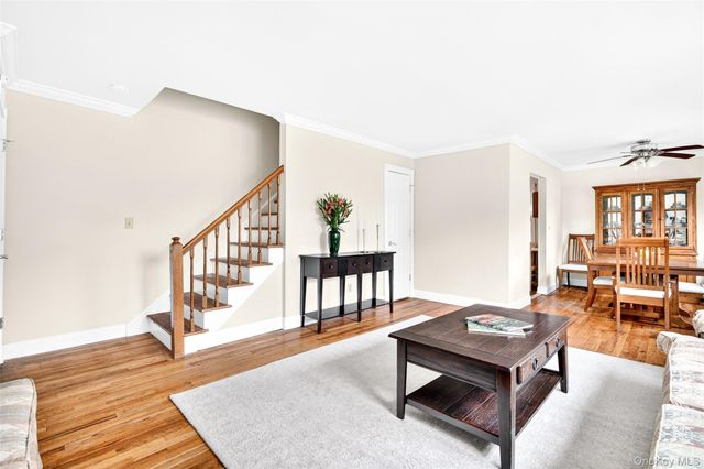 225 N Middletown Road J, Pearl River, NY 10965