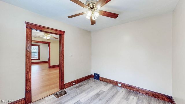 941 Hunt Street, Akron, OH 44306