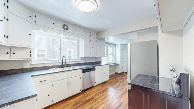 941 Hunt Street, Akron, OH 44306