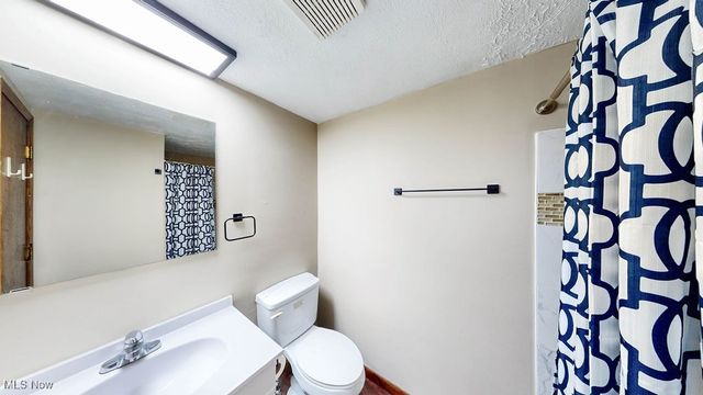 941 Hunt Street, Akron, OH 44306