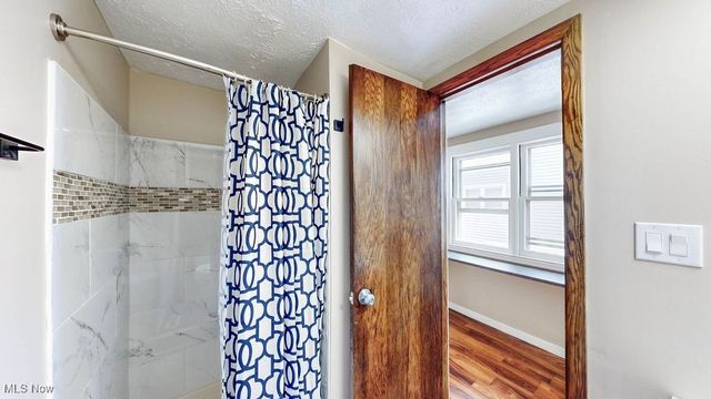 941 Hunt Street, Akron, OH 44306