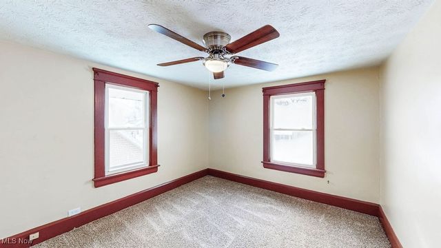 941 Hunt Street, Akron, OH 44306