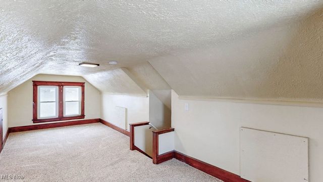 941 Hunt Street, Akron, OH 44306