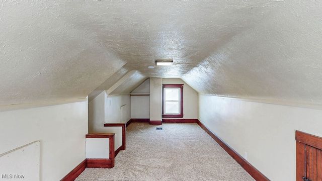 941 Hunt Street, Akron, OH 44306