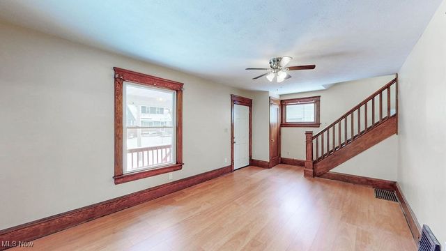 941 Hunt Street, Akron, OH 44306