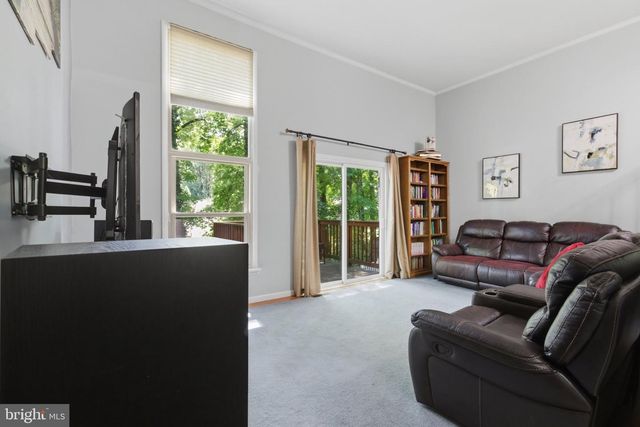 10 HELIOS CT, Newark, DE 19711