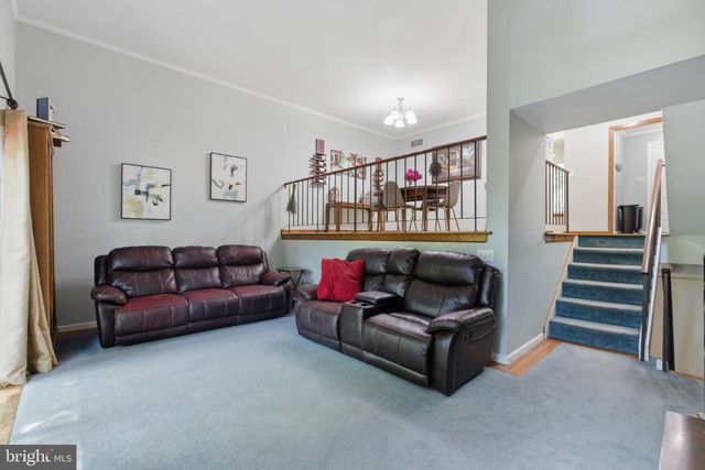 10 HELIOS CT, Newark, DE 19711