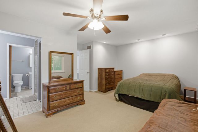 10 HELIOS CT, Newark, DE 19711