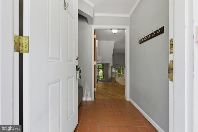 10 HELIOS CT, Newark, DE 19711