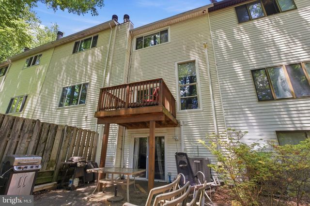 10 HELIOS CT, Newark, DE 19711