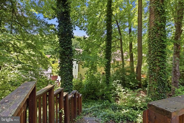 10 HELIOS CT, Newark, DE 19711