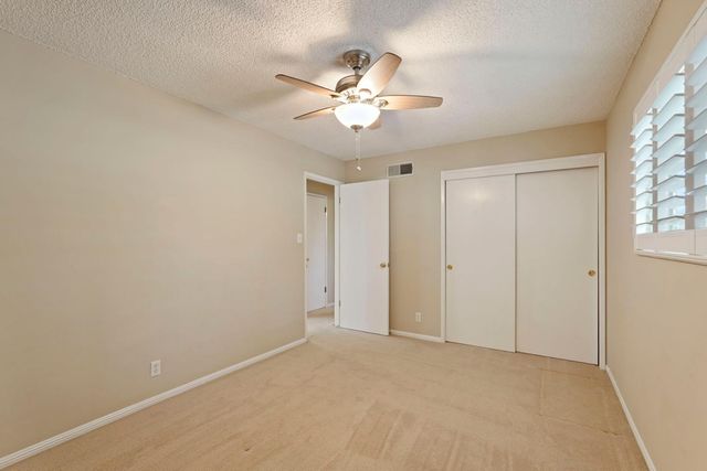 1162 Orangewood Dr, Lodi, CA 95240