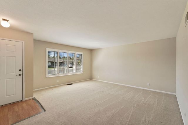 1162 Orangewood Dr, Lodi, CA 95240