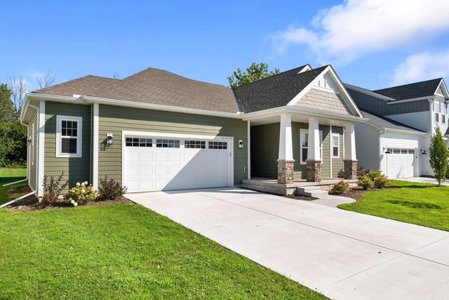 N118W7288 Fairway LANE, Cedarburg, WI 53012