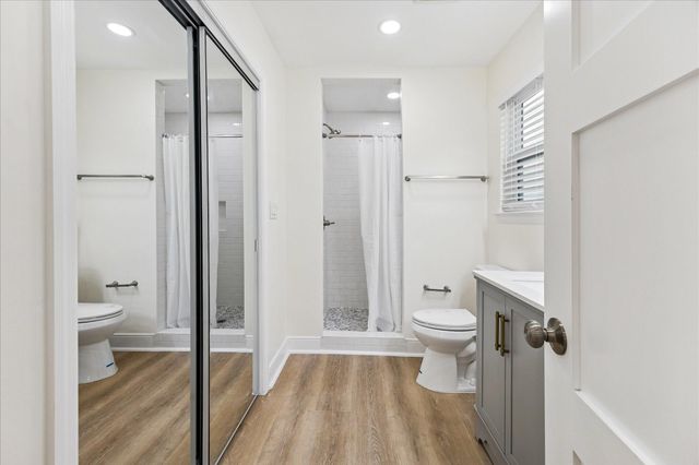 903 E 37th Street, Houston, TX 77022