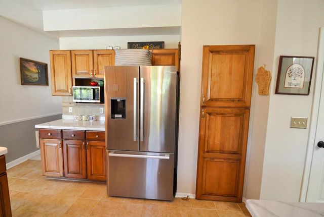 412 E Grant STREET, Elkhorn, WI 53121