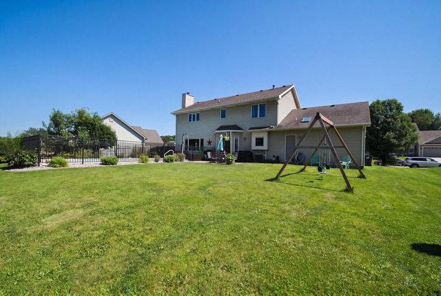 412 E Grant STREET, Elkhorn, WI 53121