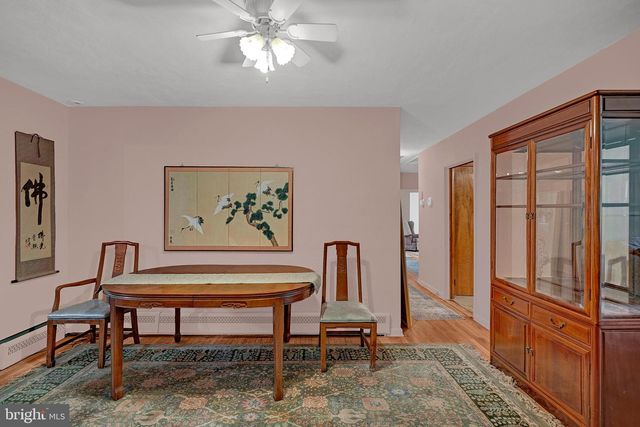 18 DIANE DR, Ewing, NJ 08628