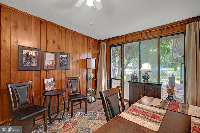 18 DIANE DR, Ewing, NJ 08628