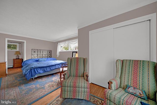 18 DIANE DR, Ewing, NJ 08628