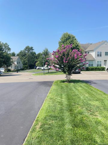 90 Manitou Trail, Kings Park, NY 11754