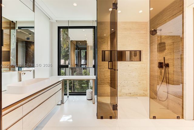 288 Palm Ave, Miami Beach, FL 33139