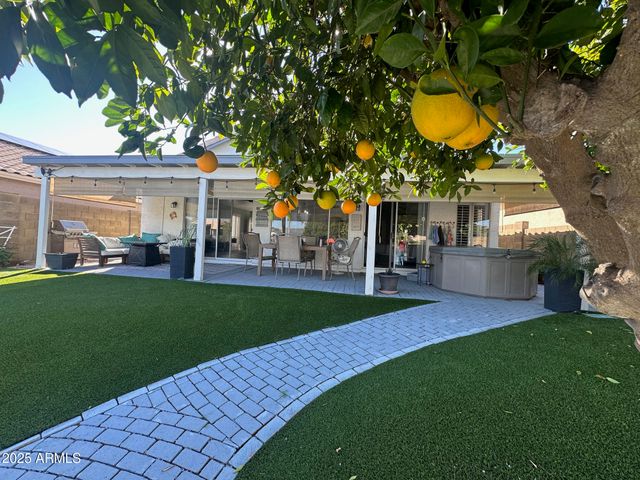 1416 E CHICAGO Circle, Chandler, AZ 85225