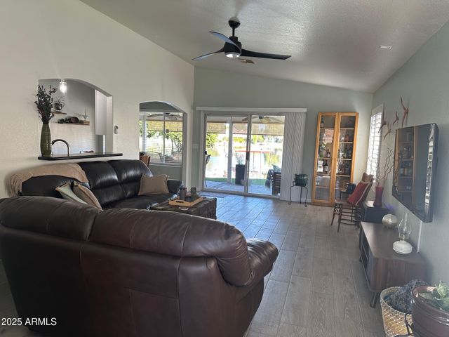 1416 E CHICAGO Circle, Chandler, AZ 85225