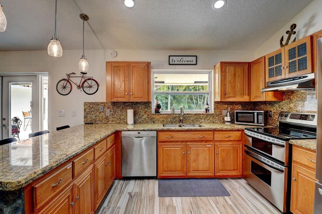 509 ELDORADO Lane, Delray Beach, FL 33444
