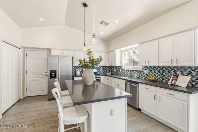 4209 N Ocotillo Canyon Drive, Tucson, AZ 85750