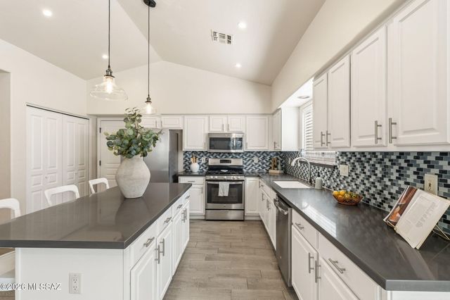 4209 N Ocotillo Canyon Drive, Tucson, AZ 85750