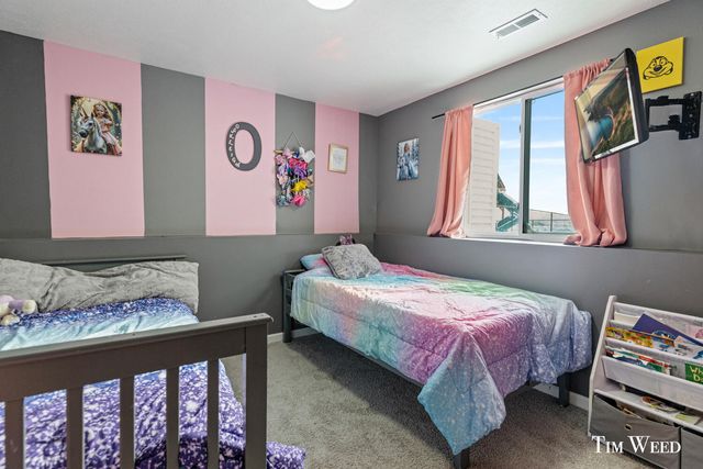 959 View Pointe Drive, Middleville, MI 49333