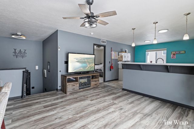 959 View Pointe Drive, Middleville, MI 49333