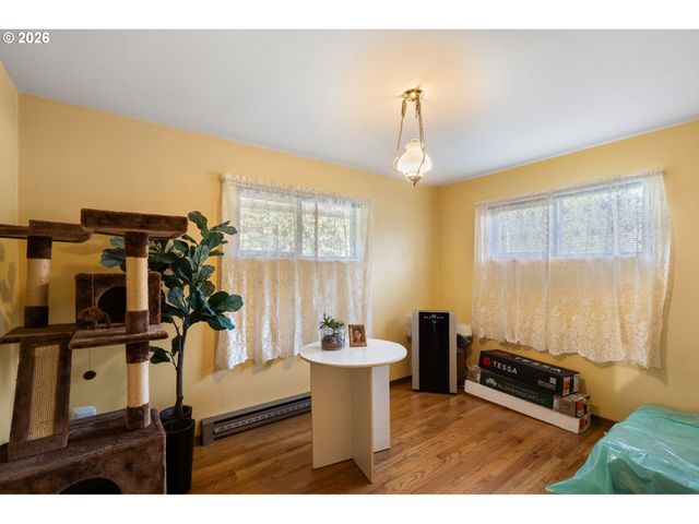 2947 AMMONS Dr, Longview, WA 98632