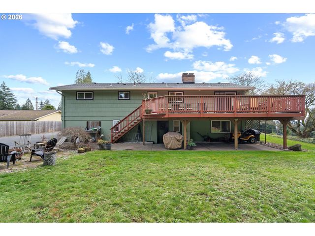 2947 AMMONS Dr, Longview, WA 98632