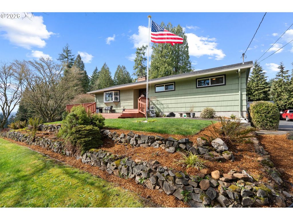 2947 AMMONS Dr, Longview, WA 98632