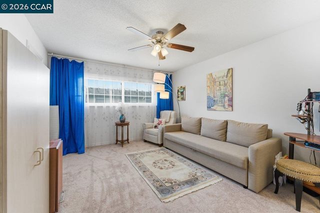 690 Fargo 16, San Leandro, CA 94579