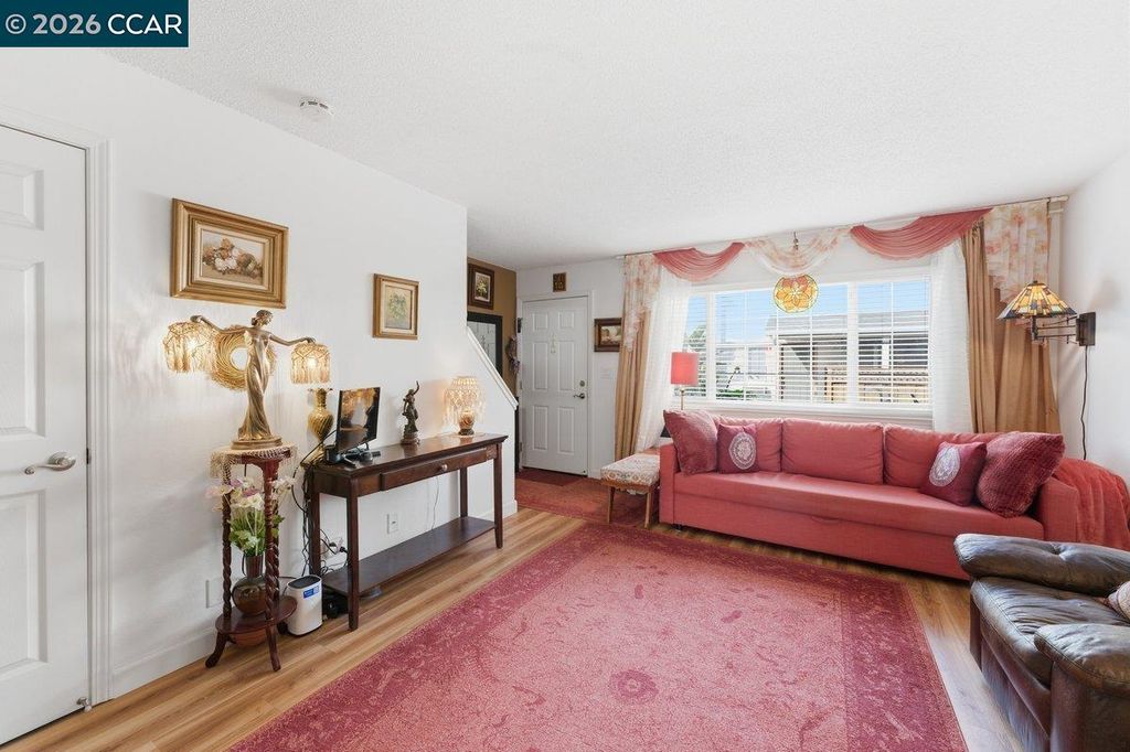 690 Fargo 16, San Leandro, CA 94579