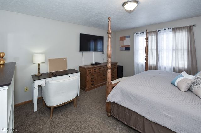 172 Loyola Drive, Elyria, OH 44035