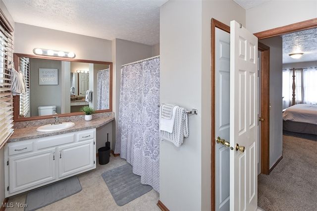 172 Loyola Drive, Elyria, OH 44035