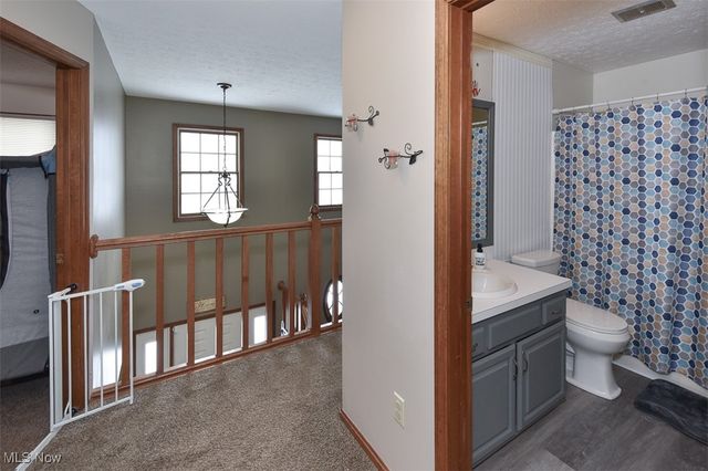 172 Loyola Drive, Elyria, OH 44035