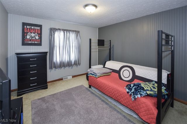 172 Loyola Drive, Elyria, OH 44035